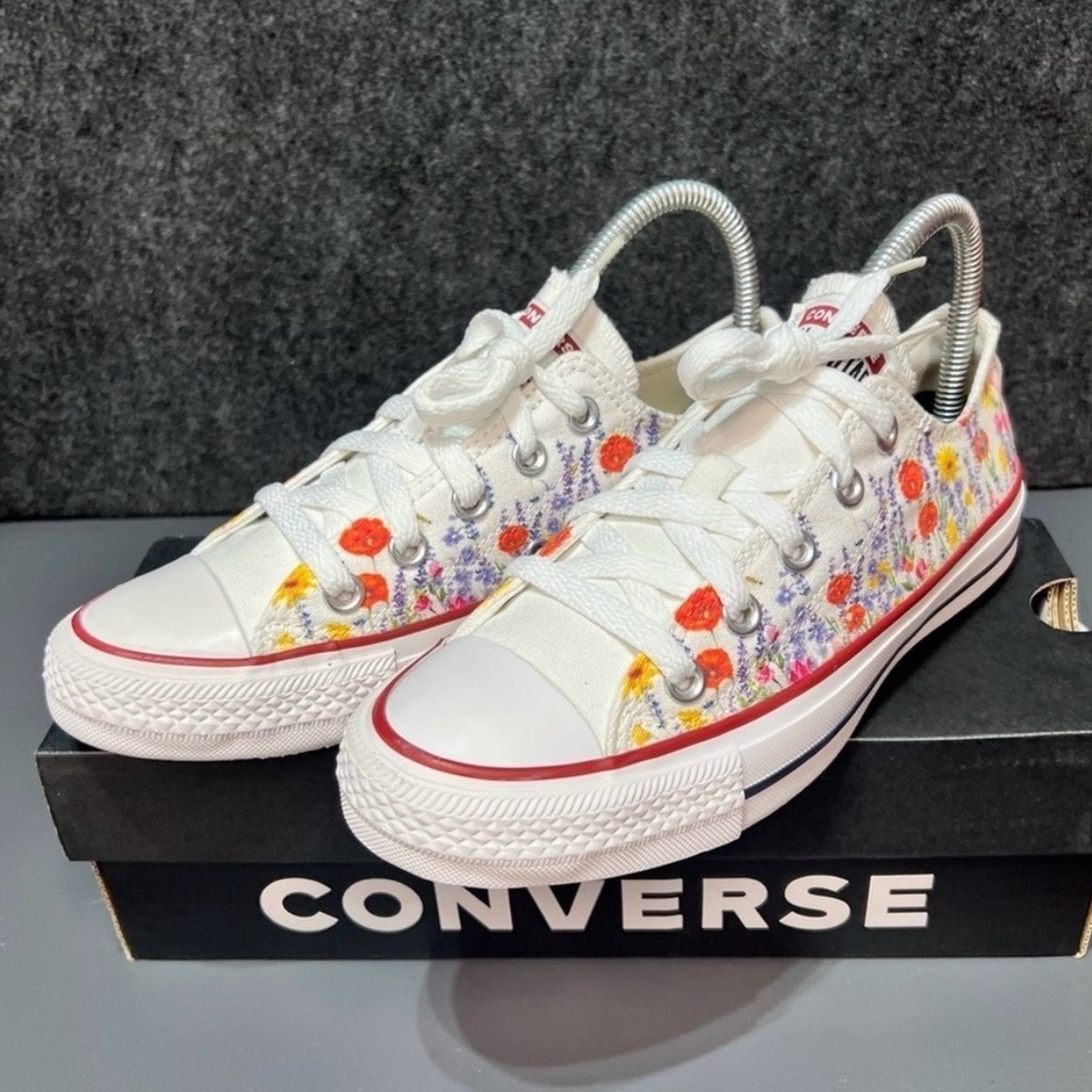 Converse All Star Canvas "Flower Field" Low Top Shoe Women's Size 6